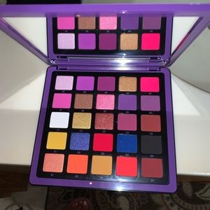 ABH norvina pro pigment pallet vol 1